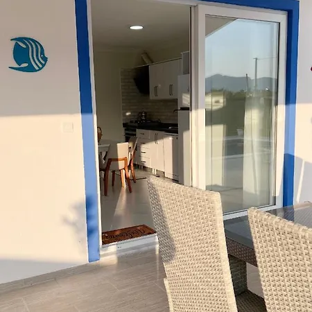 Cempark Ortaca'da Havuzlu Muestakil Korunakli * Ortaca (Mugla)