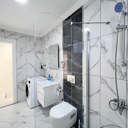 Villa Cempark Ortaca'da Havuzlu Muestakil Korunakli